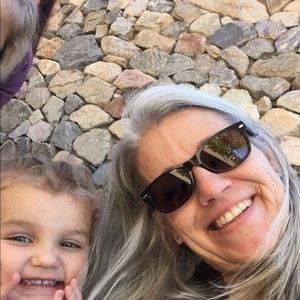 Meet your Posher, Tamara